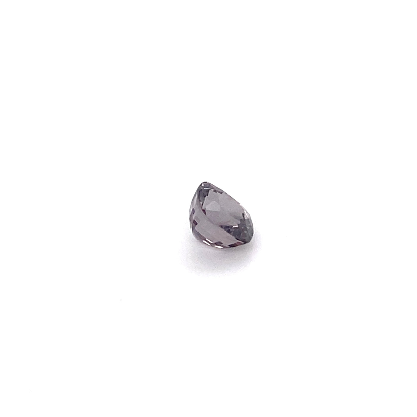 Spinelle gris 1.62 carats coussin