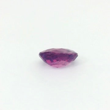 Saphir rose-violet 0.8 carat ovale non chauffé