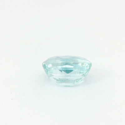 Saphir bleu clair 1.58 carats ovale non chauffé