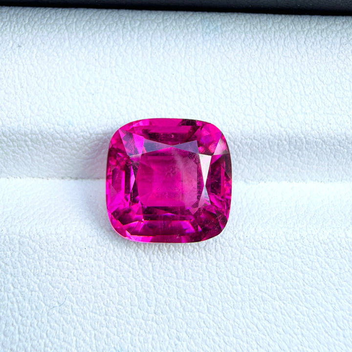 Rubellite 6.21 carats non traitée coussin