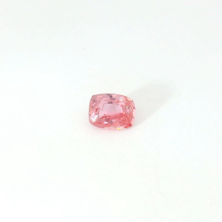 Saphir Padparadscha 0.62 carats chauffé coussin