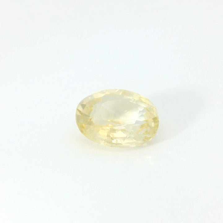 Saphir jaune 1 carat ovale non chauffé - vue 1