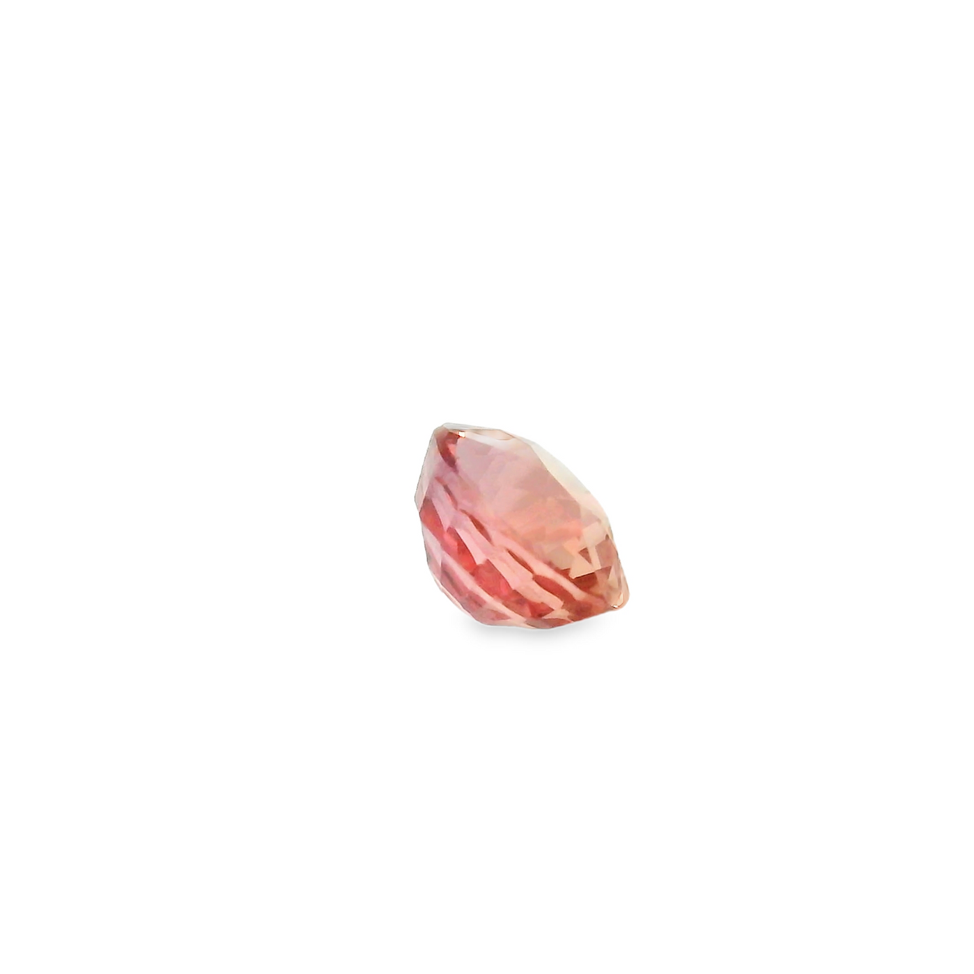 Saphir Padparadscha ovale 0.58 carats ovale chauffé