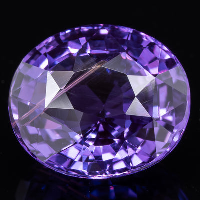 Saphir violet 2.5 carats ovale non chauffé