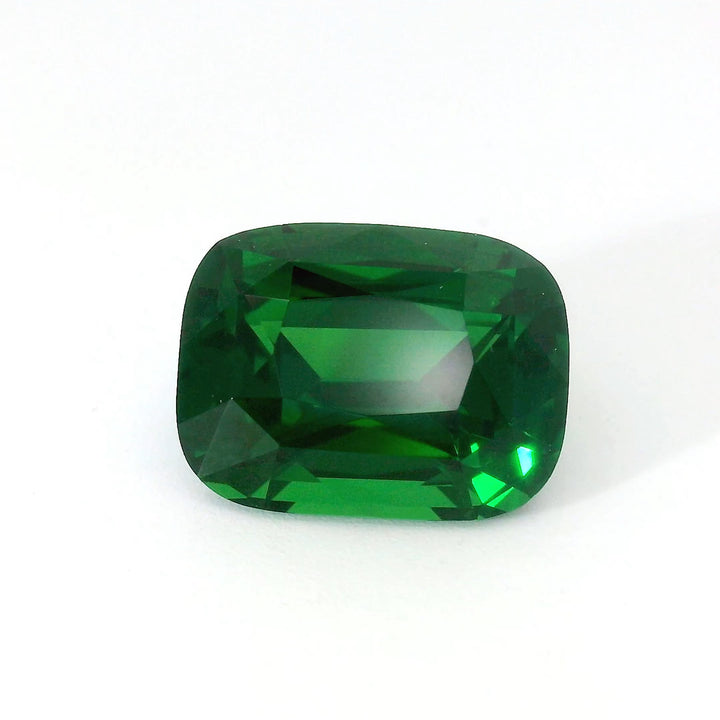 Grenat tsavorite de Tanzanie 4.10 carats non traité coussin