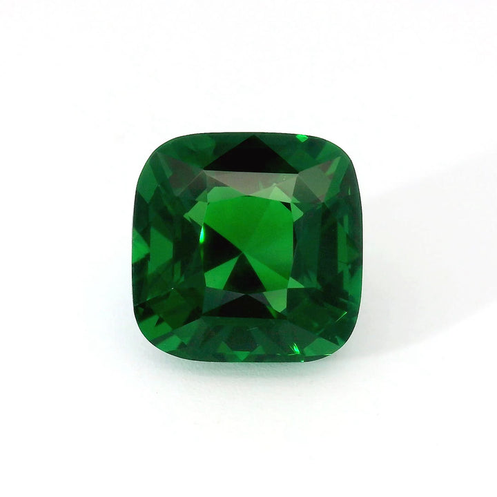 Grenat tsavorite de Tanzanie 4.98 carats non traité coussin