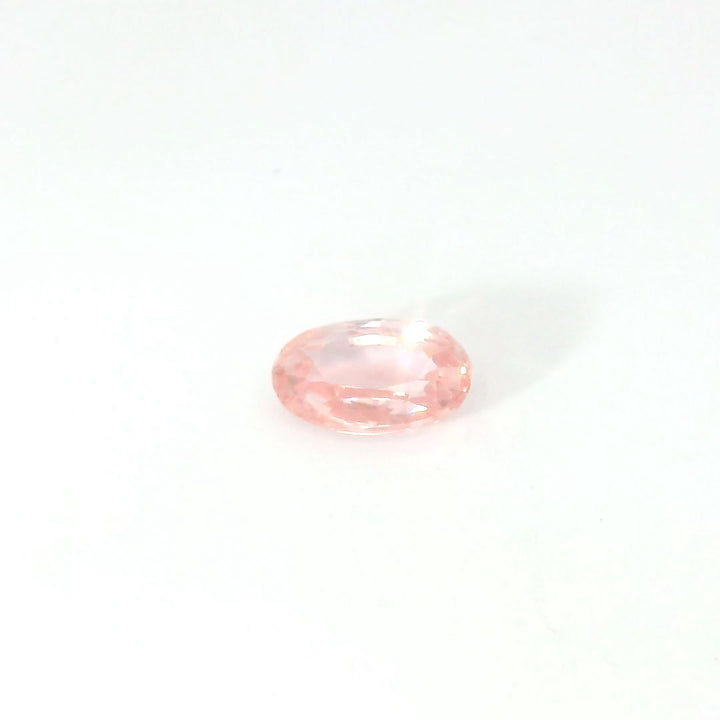 Saphir Padparadscha 0.81 carats chauffé ovale