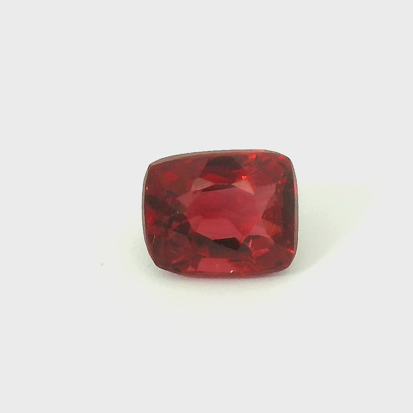 Spinelle rouge 0.62 carat Myanmar