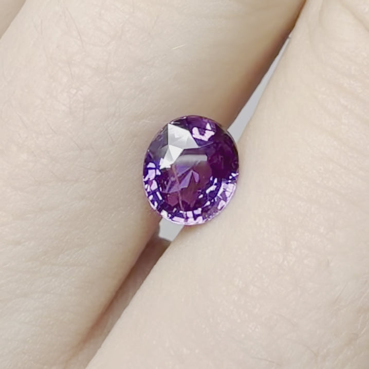 Saphir Rose Violacé Naturel Non Chauffé - 1,25 Carats - Taille Ovale - Mozambique