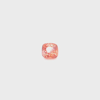 Spinelle couleur padparadscha 0.64 carats coussin