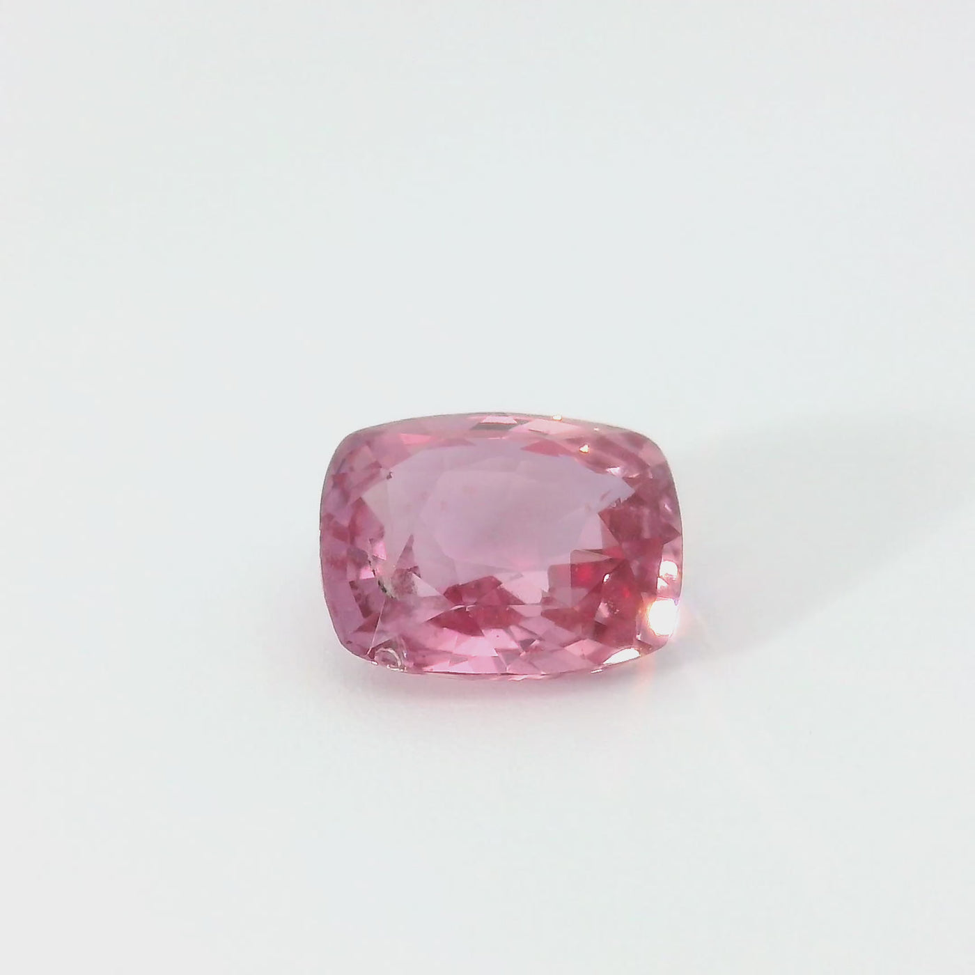 Saphir padparadscha 1.2 carats coussin non chauffé