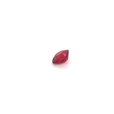 Spinelle rouge 0.5 carat coussin