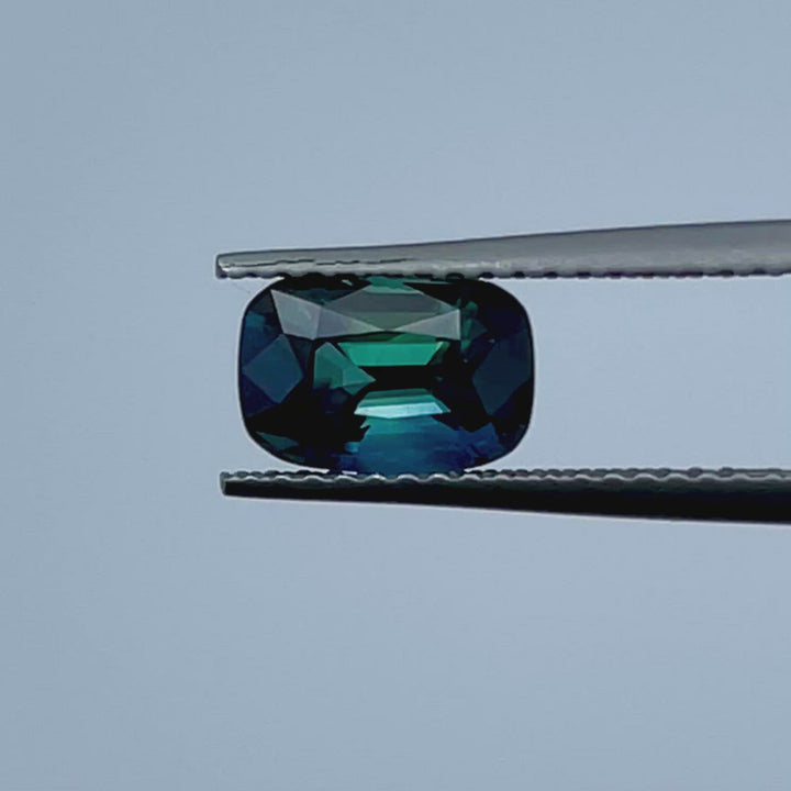 Saphir Bleu-vert Naturel De Thaïlande - 1,25 Carats - Traité Par Chauffage - Taille Fine 11,5 Mm
