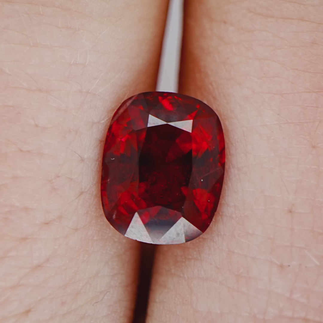 Spinelle Rouge-brun Naturel De Tanzanie - 1,14 Carats, Taille Coussin, Clarté SI1, Pierre Libre (sans Emballage)