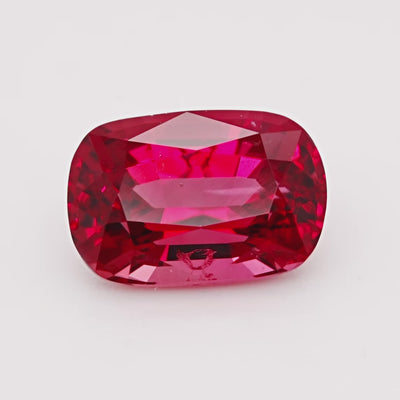 Spinelle rouge 2.33 carats coussin