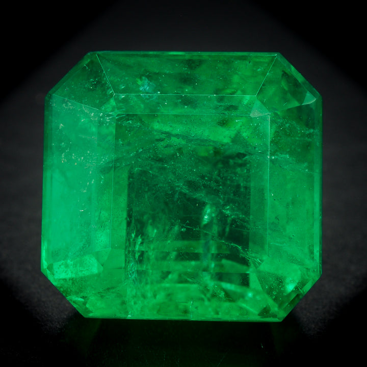 Emeraude 6.97 carats taille émeraude huilé - vue 1