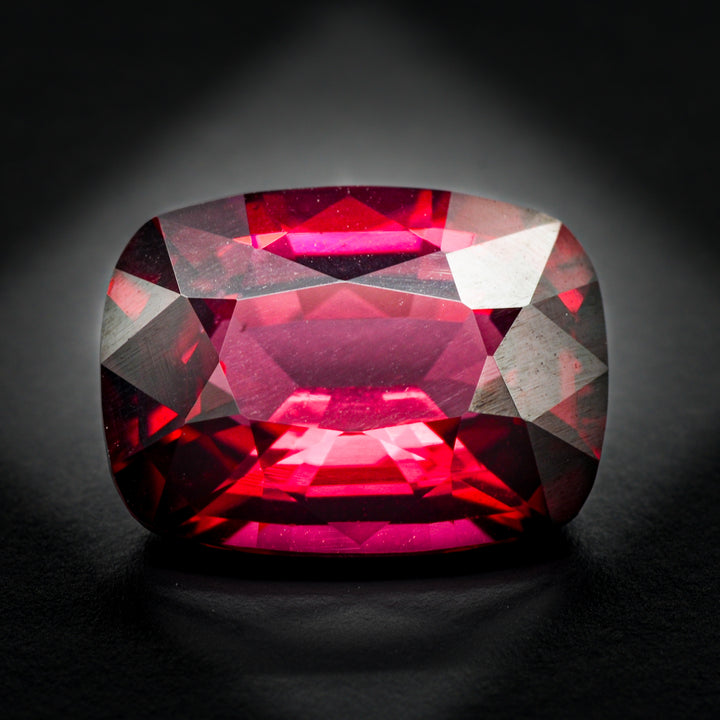 Grenat rhodolite 3.36 carats coussin - vue 1