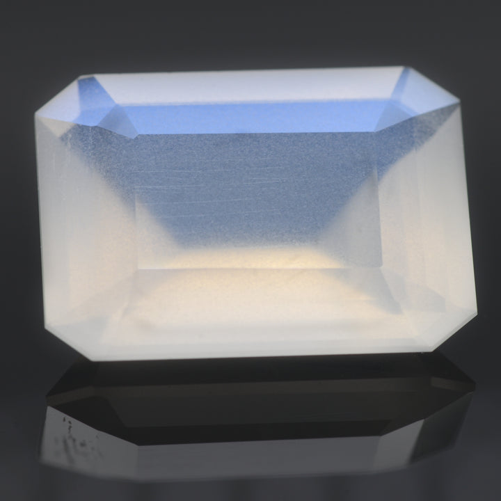 Pierre de lune 6.29 carats émeraude - vue 1