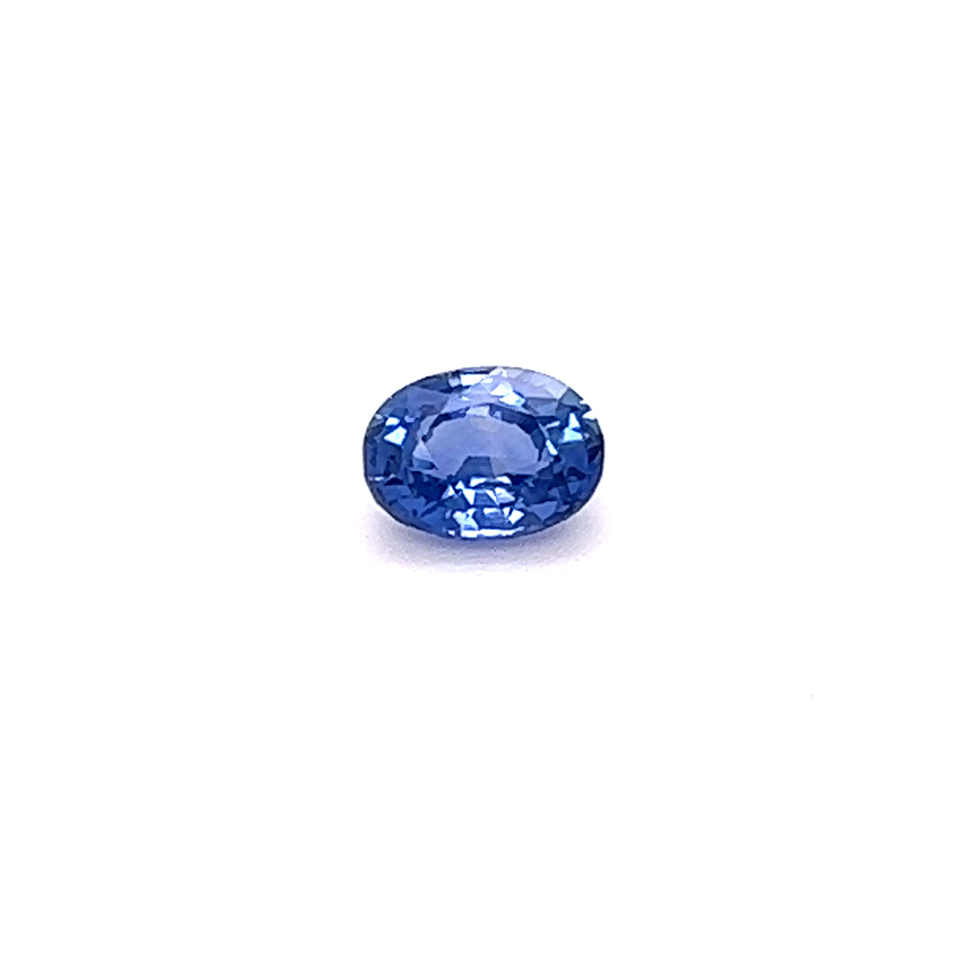 Saphir bleu 0.92 carat ovale non chauffé