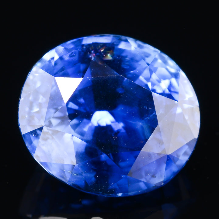 Saphir bleu 2.79 carats ovale chauffé - vue 1