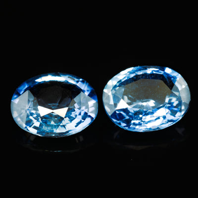Paire de saphirs bleus 2.82 carats ovales non chauffés