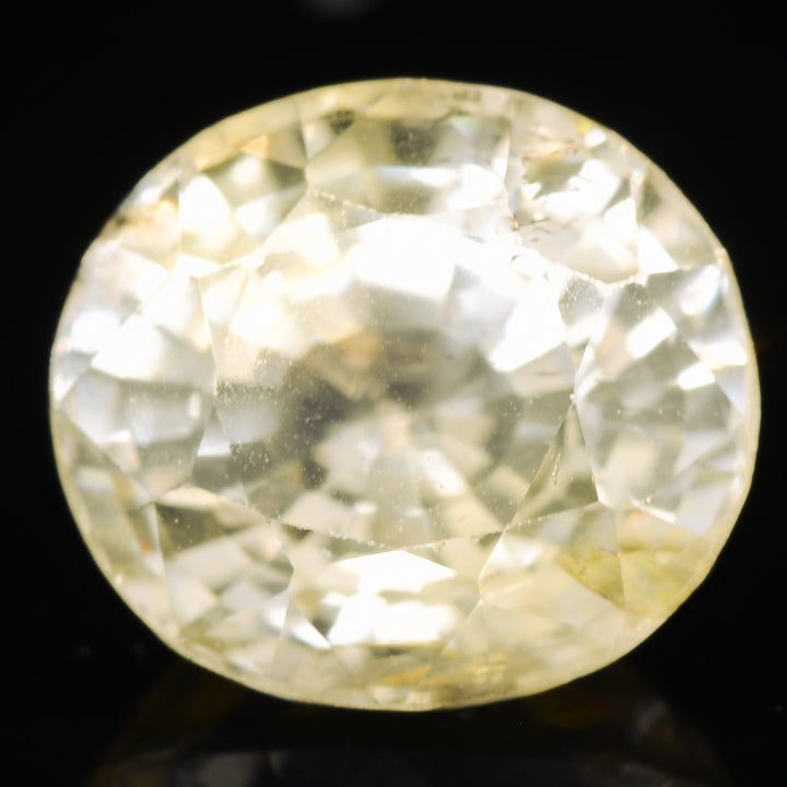 Saphir jaune 2.20 carats ovale non chauffé - vue 1