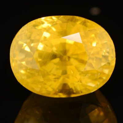 Saphir jaune 4.60 carats ovale chauffé