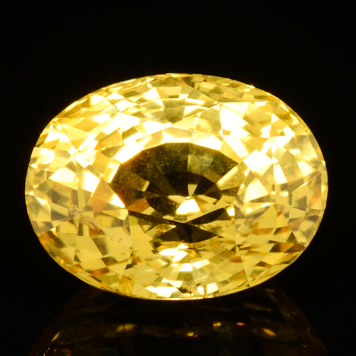 Saphir jaune 5.15 carats ovale non chauffé - vue 1