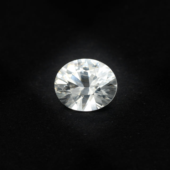 Saphir blanc 2.98 carats ovale non chauffé - vue 1
