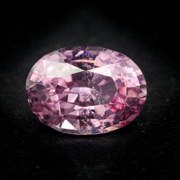 Spinelle rose 1.62 carats ovale non traité Tadjikistan - vue 1