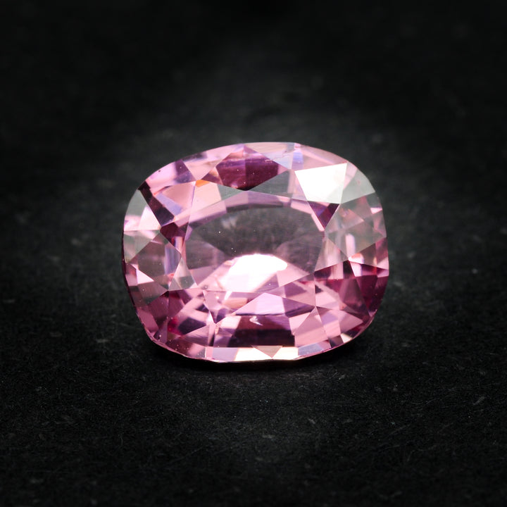 Spinelle rose 1.90 carats coussin non traité Tadjikistan - vue 1