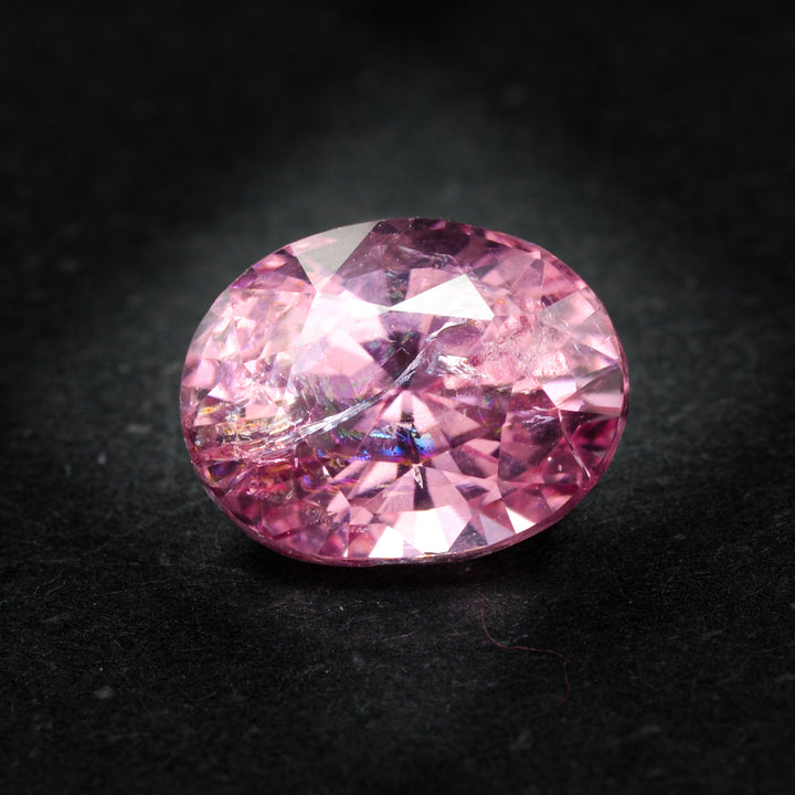 Spinelle rose 2.50 carats ovale non traité Tadjikistan - vue 1