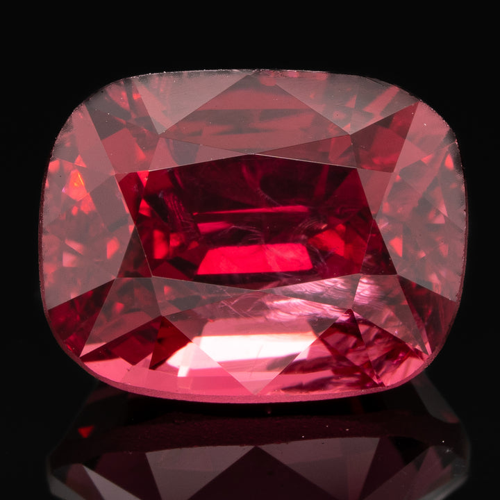 Spinelle rouge 2.23 carats coussin Myanmar - vue 1
