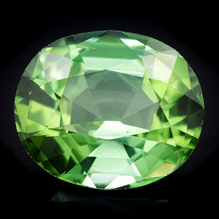 Tourmaline verte 10.61 carats ovale - vue 1