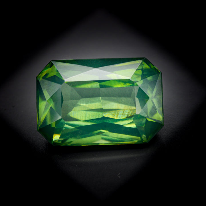 Zircon vert 7.81 carats émeraude non traitée - vue 1